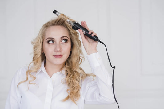 How to Use a Curling Wand: Beginner's Guide